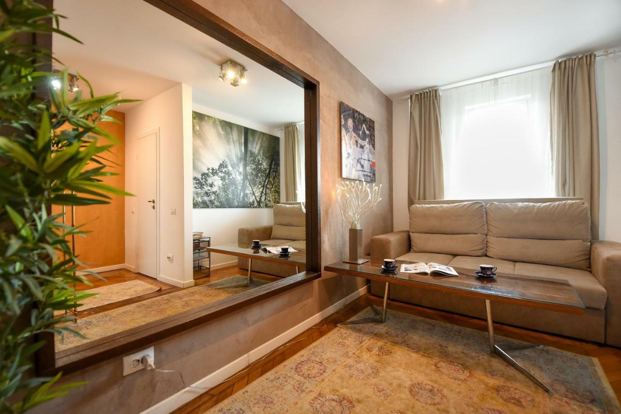 New - Elegant Duplex With Amazing View & Balcony - Homey Residence Bucarest Extérieur photo
