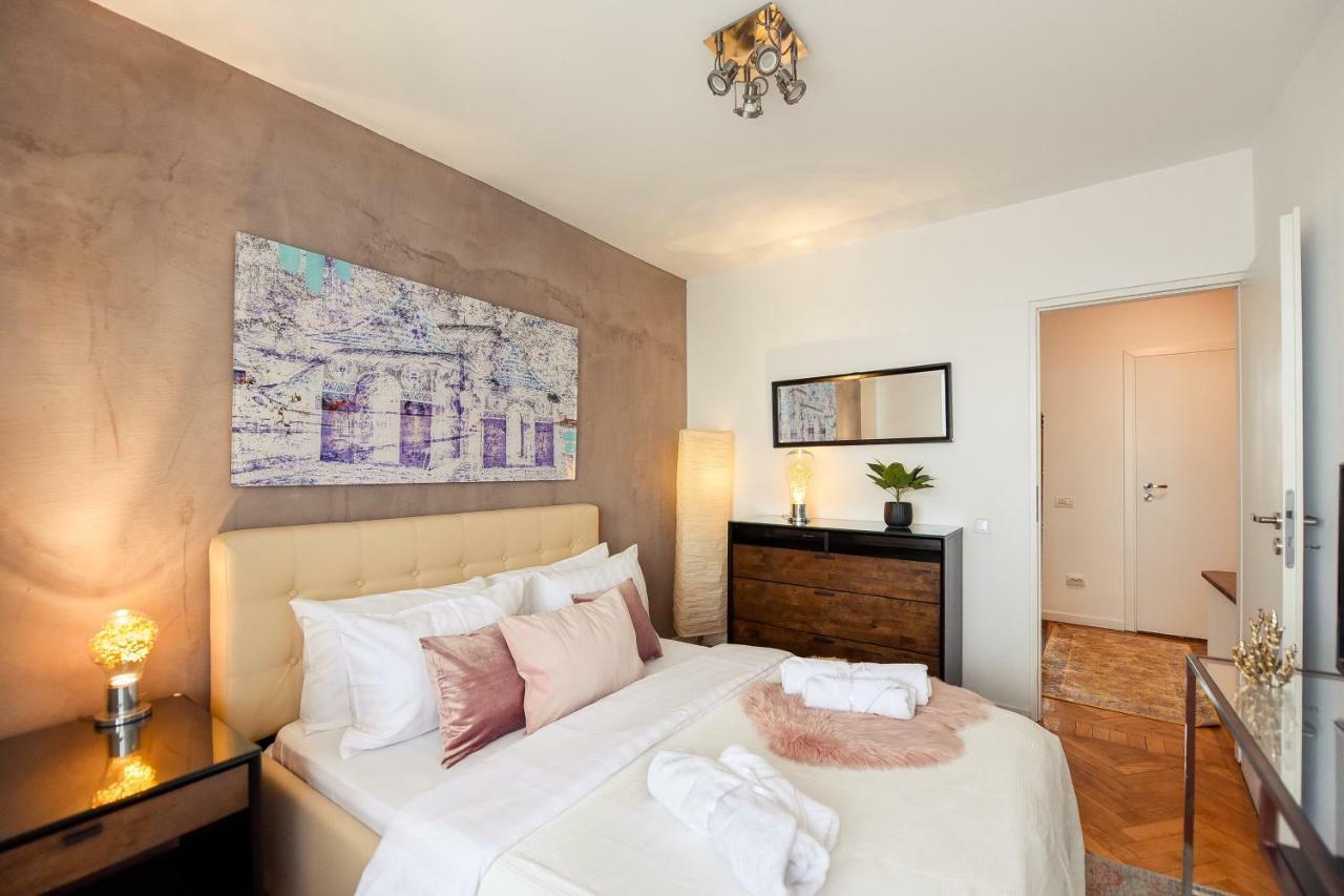 New - Elegant Duplex With Amazing View & Balcony - Homey Residence Bucarest Extérieur photo